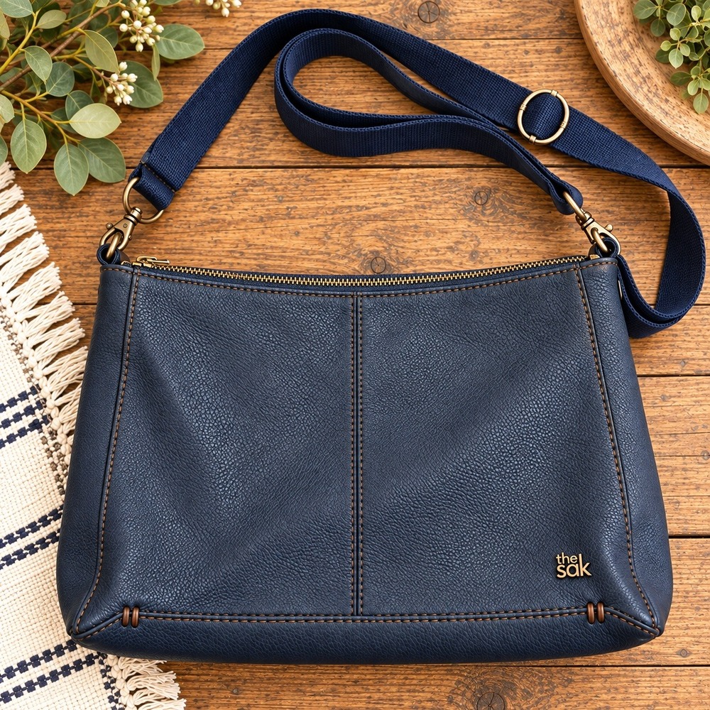 The Sak Navy Blue Pebbled Leather Crossbody Bag Adjustable Strap Purse